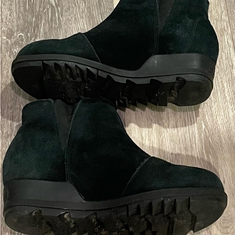 Sorel Women's Evie Bootie Waterproof Suede Boots Black Size 6